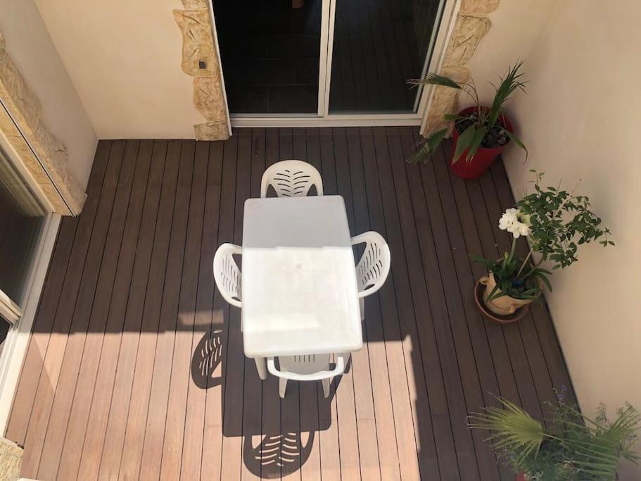 Maison De Village Avec Patio Bessan 外观 照片